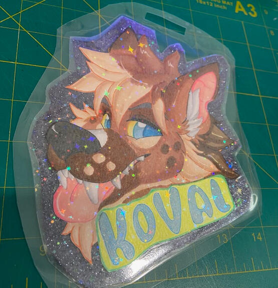 Deluxe Badge with sparkle lamination